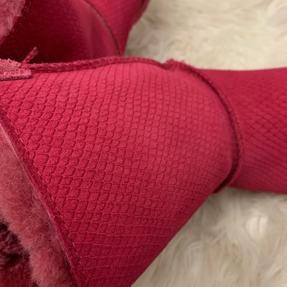Hot Pink Bailey Bow Textured UGG Boots - Picture 4 of 6